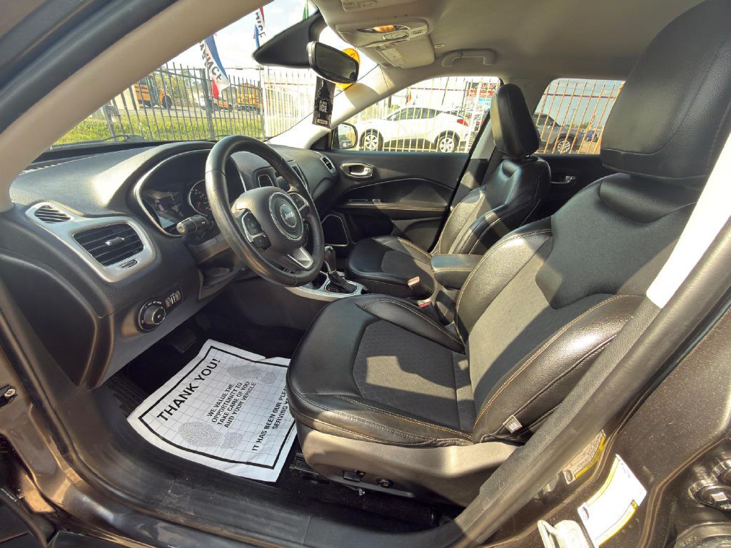 2018 Jeep Compass Image 14