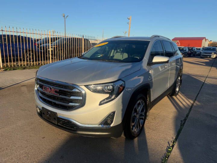 2019 GMC Terrain Image 2