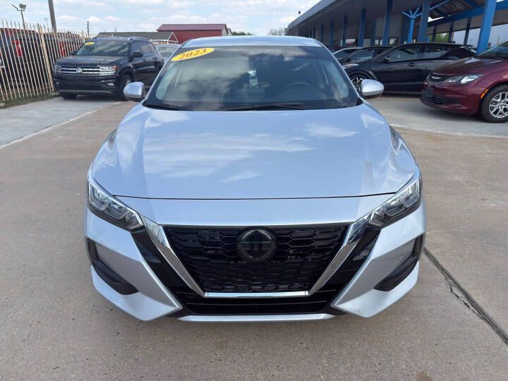 2023 Nissan Sentra Image 3