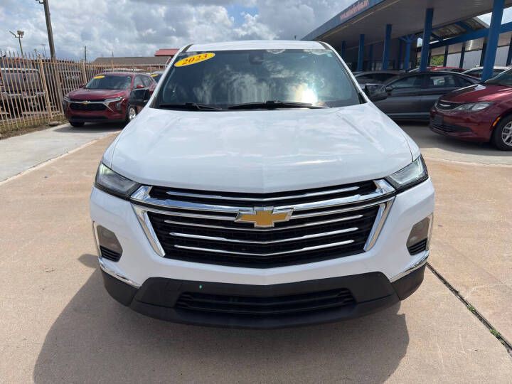 2023 Chevrolet Traverse Image 3