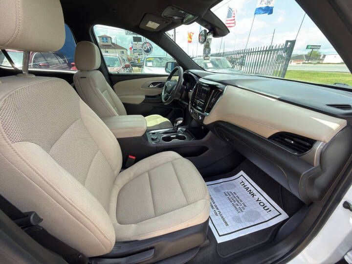 2023 Chevrolet Traverse Image 11