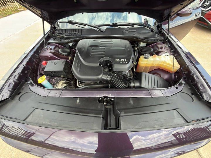 2022 Dodge Challenger Image 15