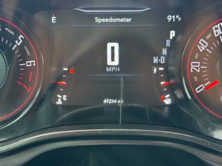 2022 Dodge Challenger Image 16