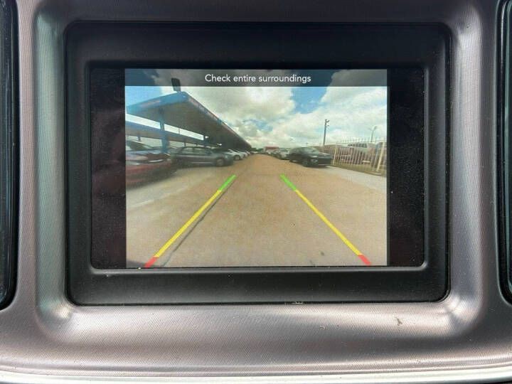 2022 Dodge Challenger Image 17