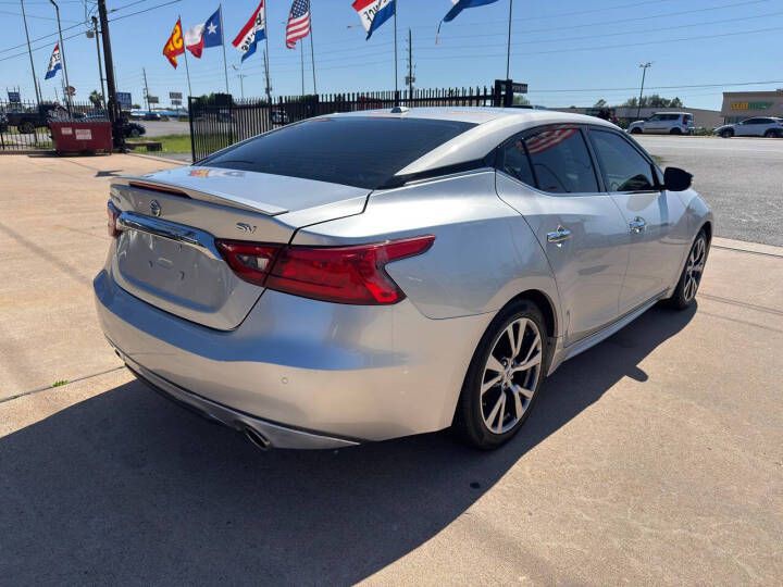2017 Nissan Maxima Image 5