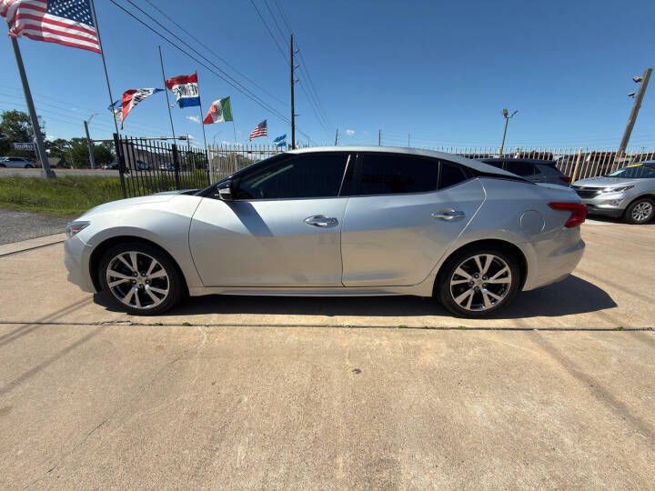 2017 Nissan Maxima Image 7