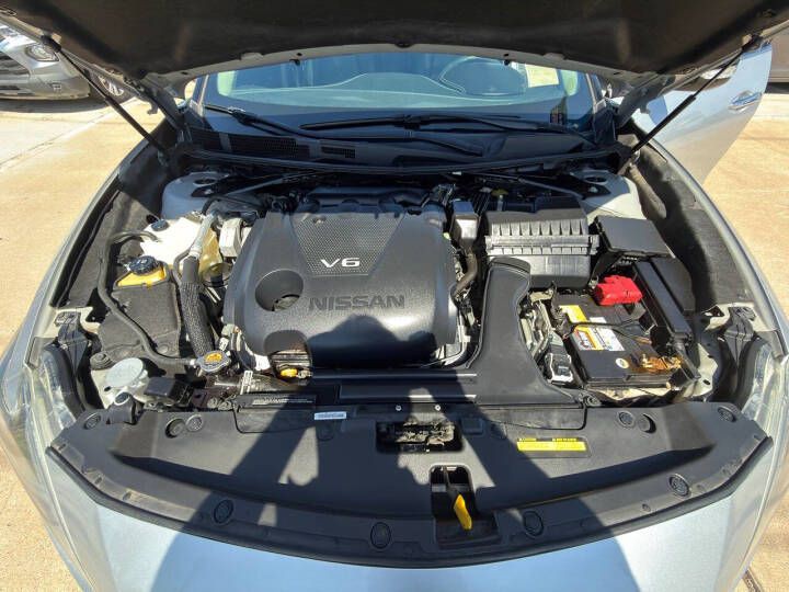 2017 Nissan Maxima Image 17