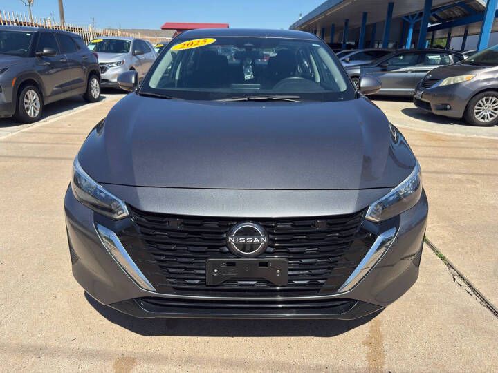 2025 Nissan Sentra Image 3