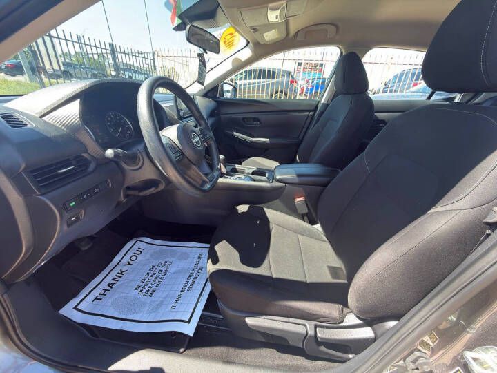 2025 Nissan Sentra Image 9