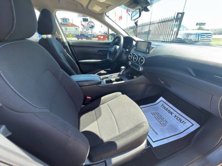 2025 Nissan Sentra Image 10