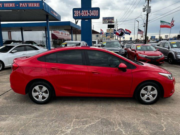 2018 Chevrolet Cruze Image 5