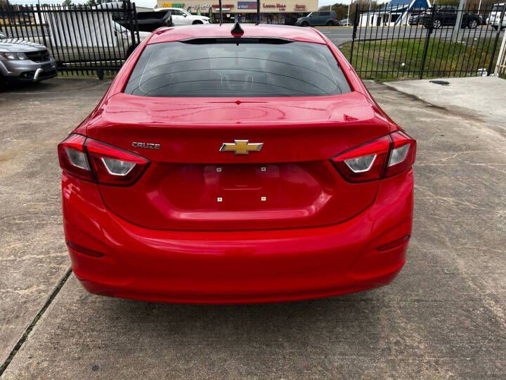 2018 Chevrolet Cruze Image 8