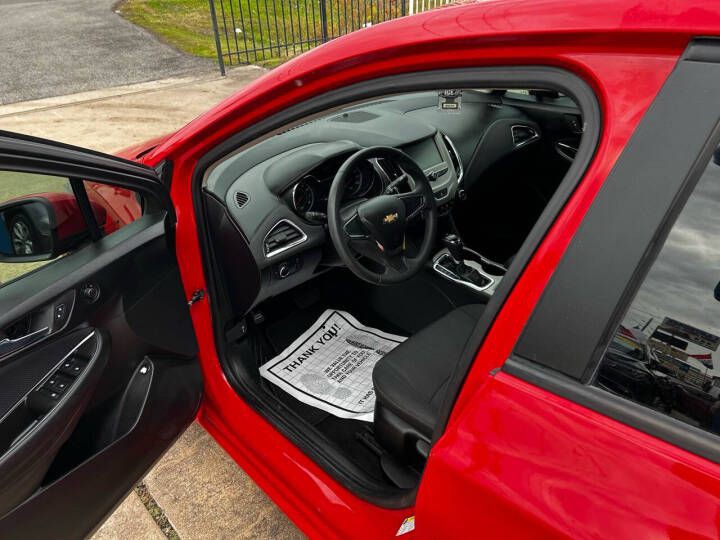 2018 Chevrolet Cruze Image 9