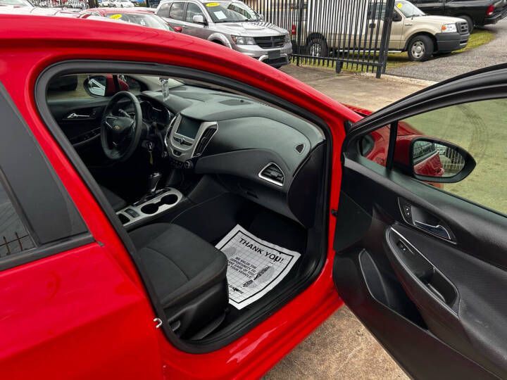 2018 Chevrolet Cruze Image 10