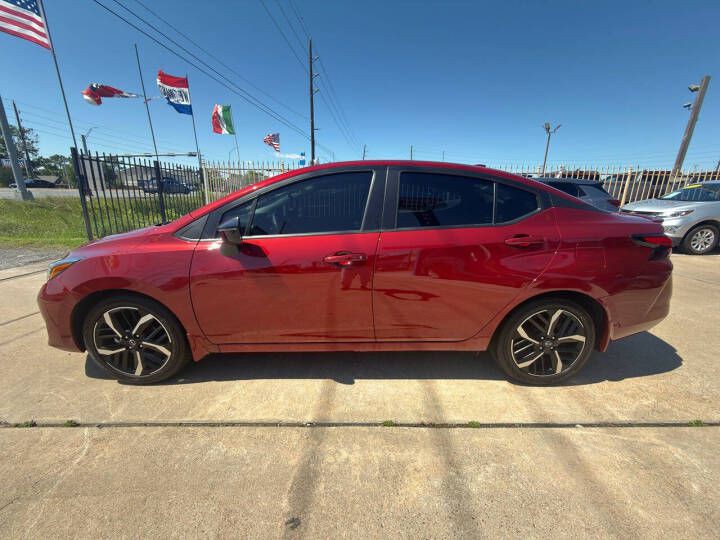 2025 Nissan Versa Image 4