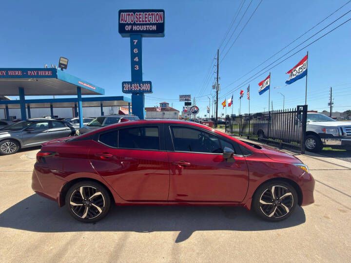 2025 Nissan Versa Image 5
