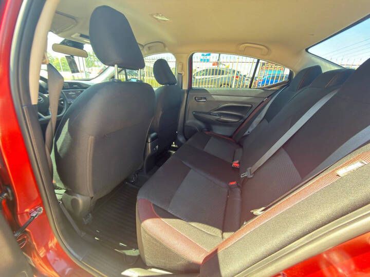 2025 Nissan Versa Image 11