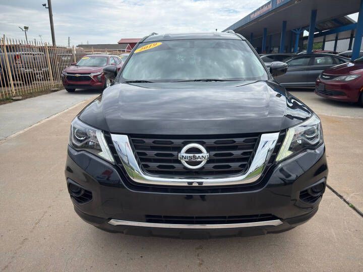 2019 Nissan Pathfinder Image 3