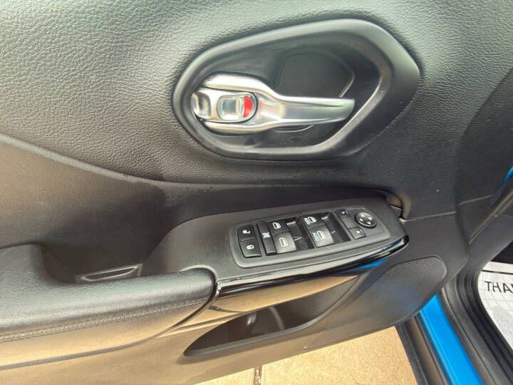 2020 Jeep Cherokee Image 15
