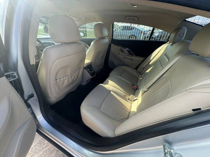 2016 Buick Lacrosse Image 13
