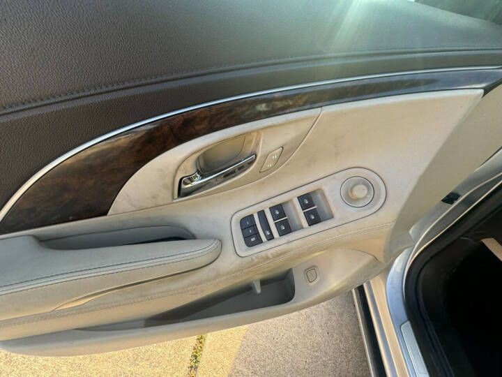 2016 Buick Lacrosse Image 15