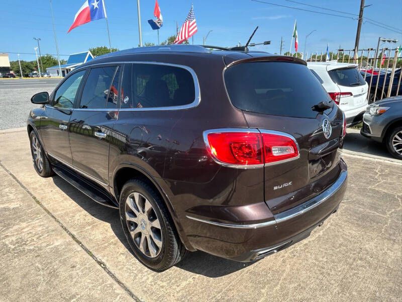 2017 Buick Enclave Image 5