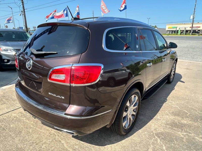 2017 Buick Enclave Image 7
