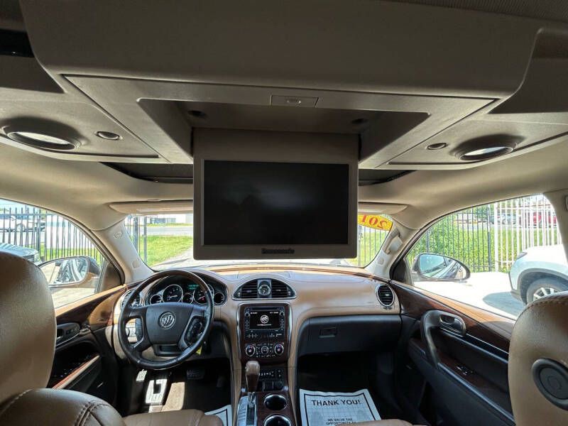 2017 Buick Enclave Image 18