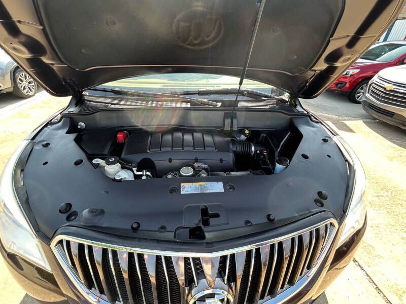 2017 Buick Enclave Image 32