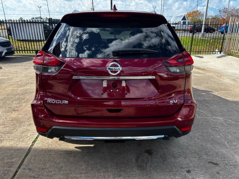 2020 Nissan Rogue Image 8