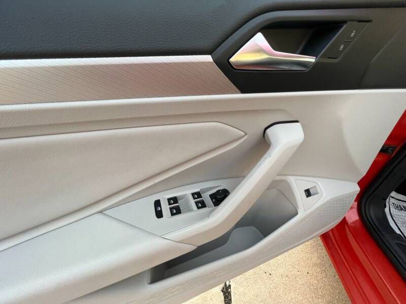 2019 Volkswagen Jetta Image 15