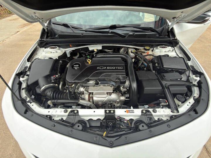 2018 Chevrolet Malibu Image 17
