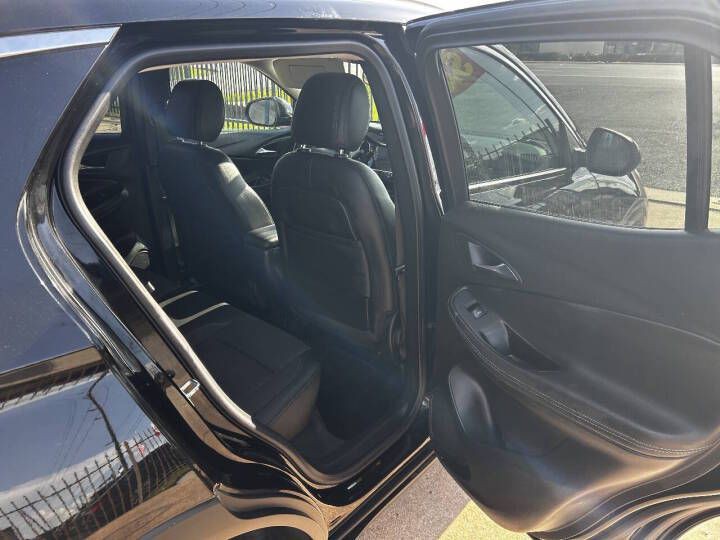 2023 Buick Enclave Image 12