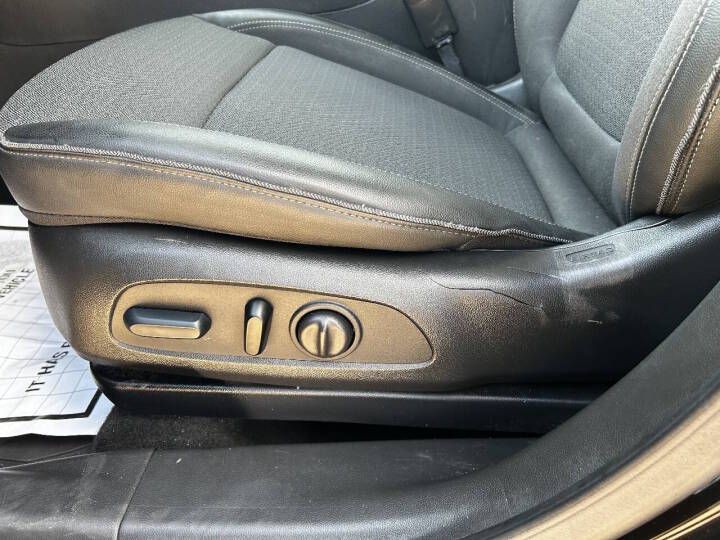 2023 Buick Enclave Image 16