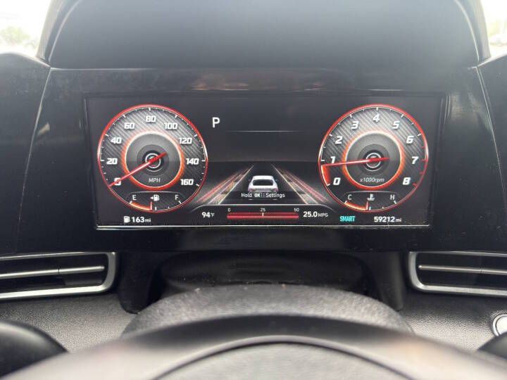 2022 Hyundai Elantra Image 13