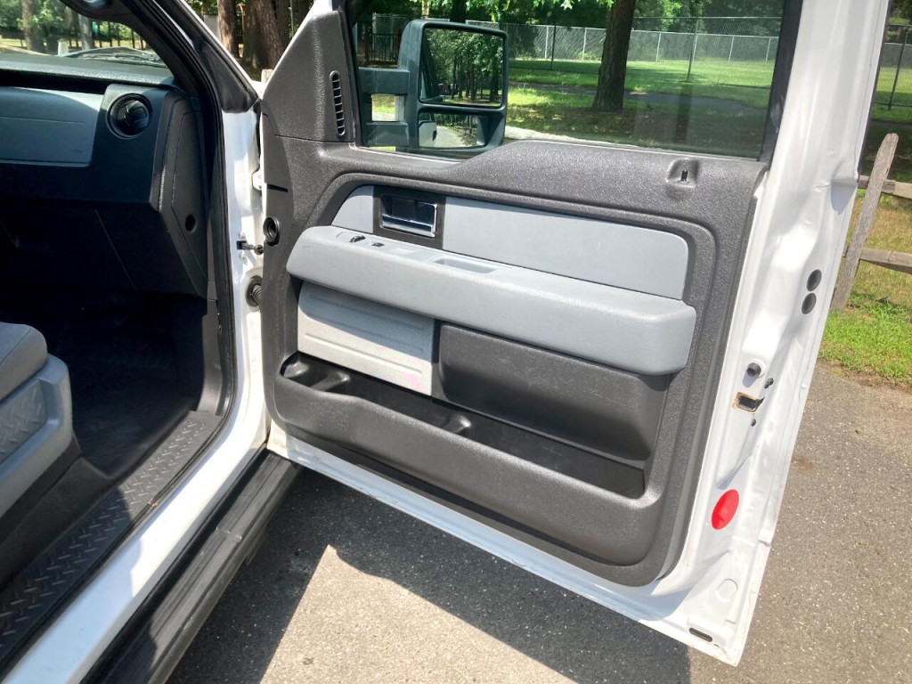 2013 Ford F-150 Image 30