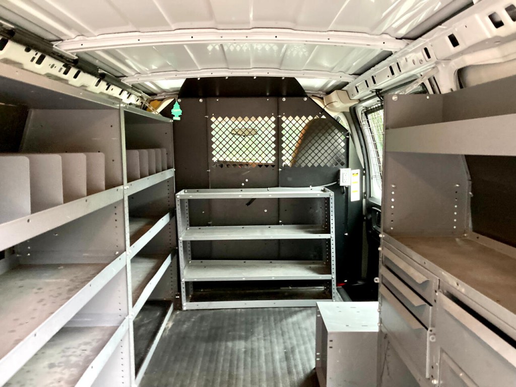 2012 Chevrolet Express Image 9