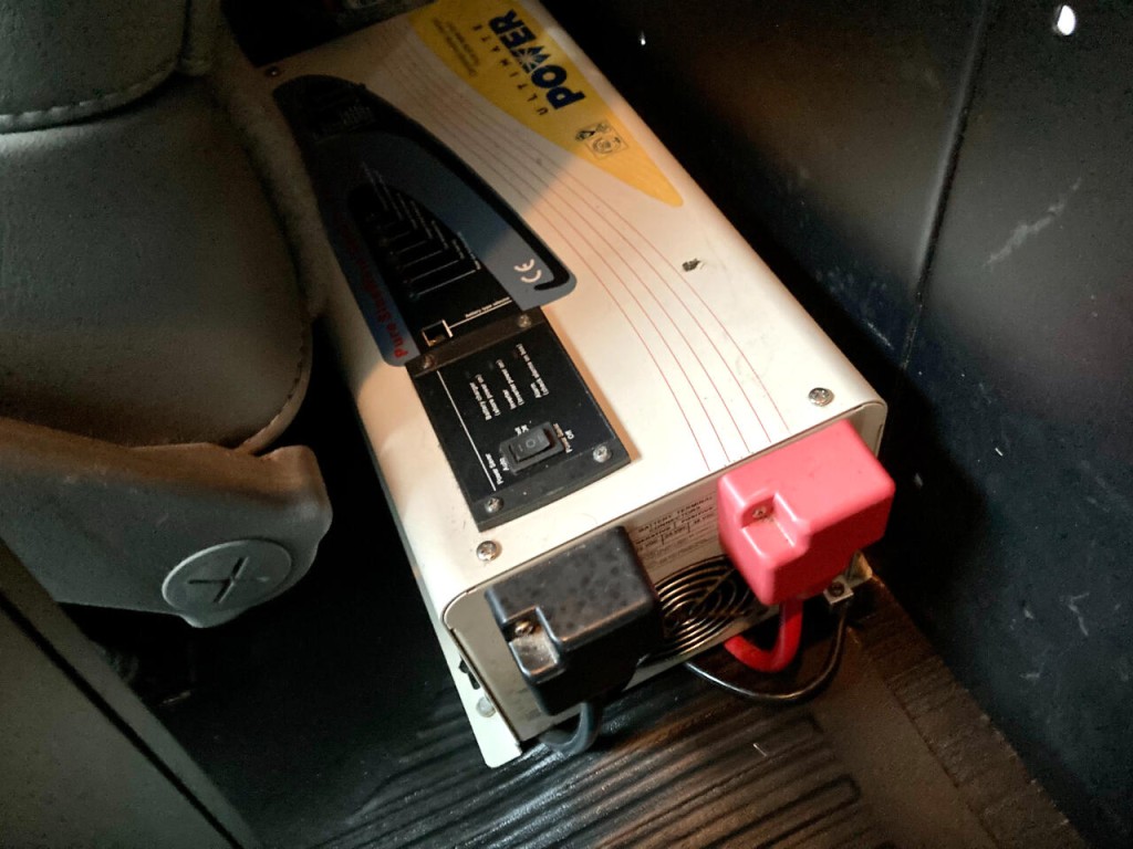 2012 Chevrolet Express Image 22