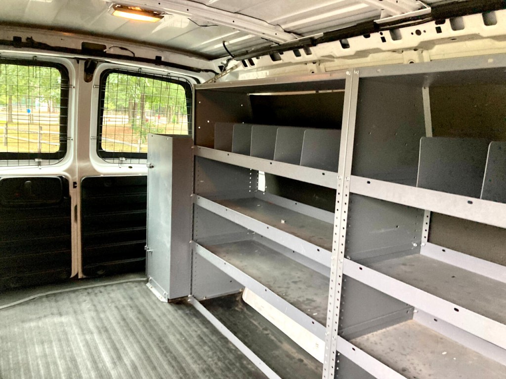 2012 Chevrolet Express Image 33