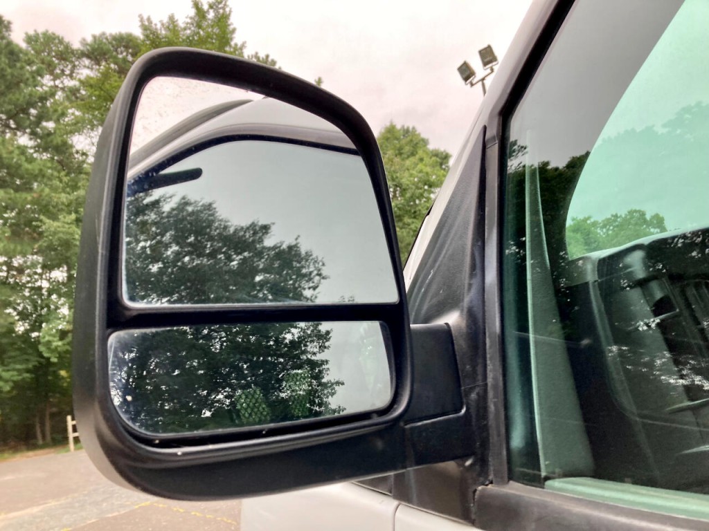 2012 Chevrolet Express Image 42