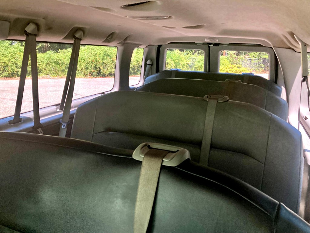 2013 Ford Econoline Image 23