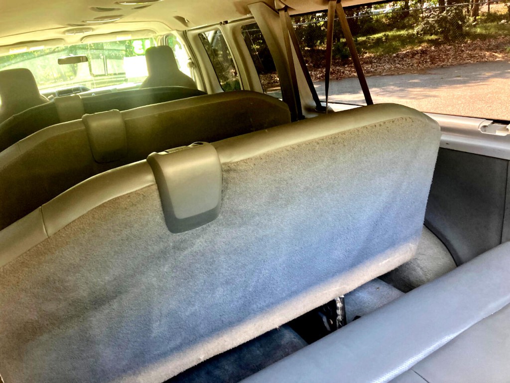 2013 Ford Econoline Image 30