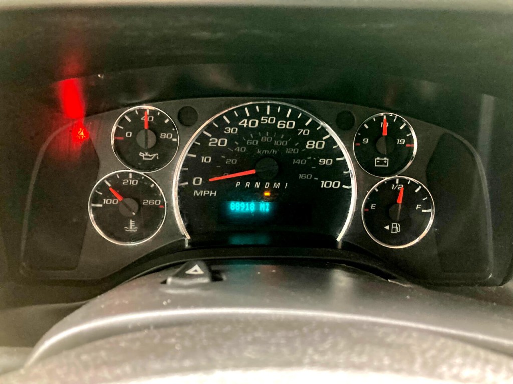 2011 Chevrolet Express Image 20