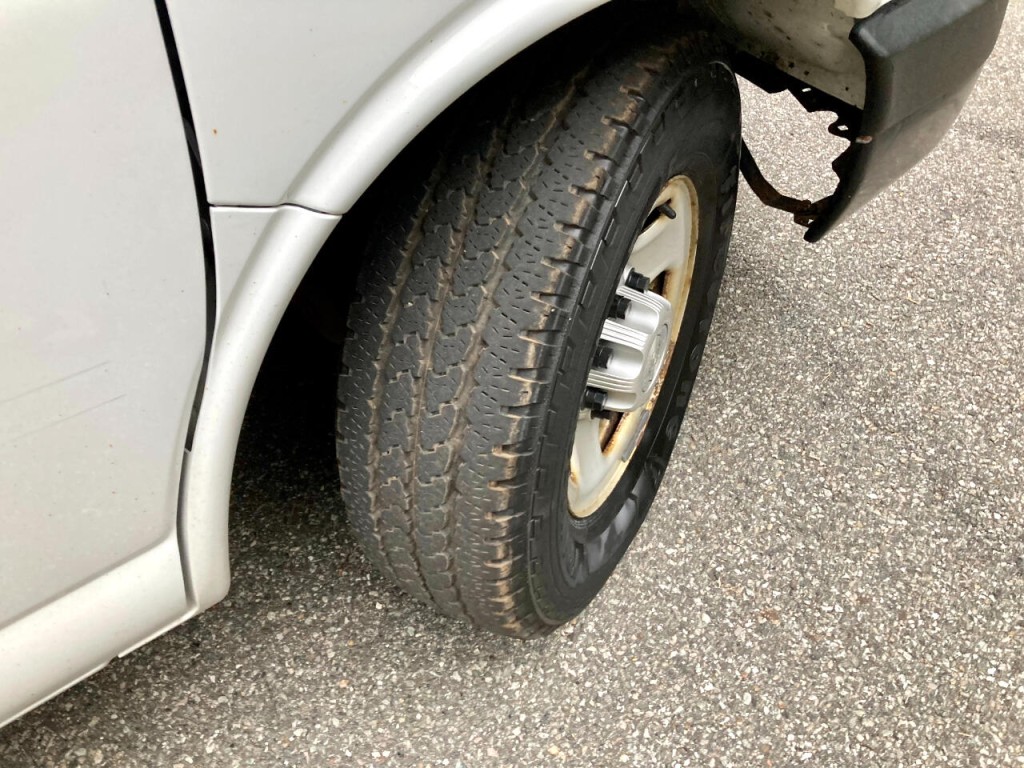2016 Chevrolet Express Image 39