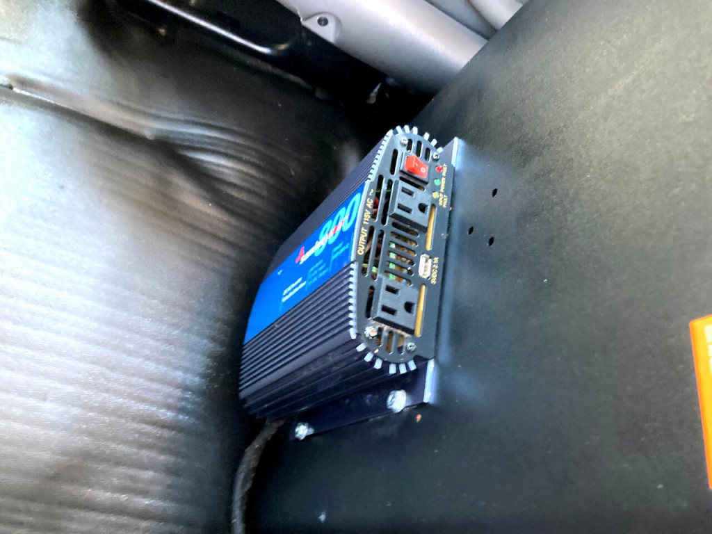 2019 Chevrolet Express Image 17