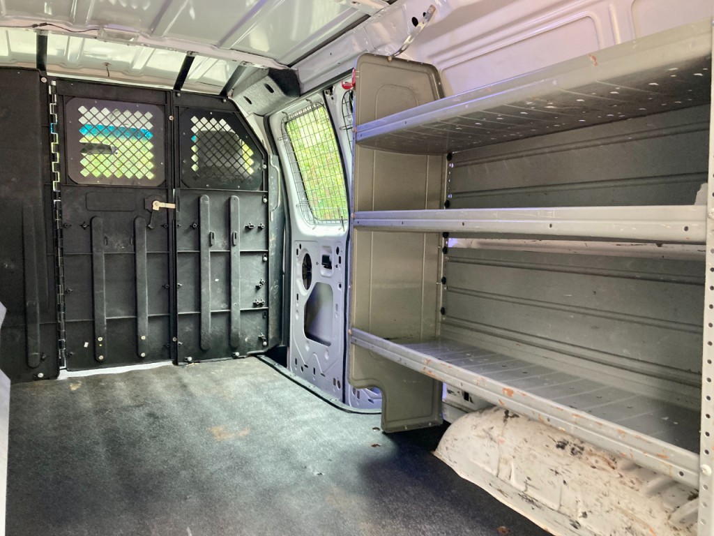 2014 Ford Econoline Image 10