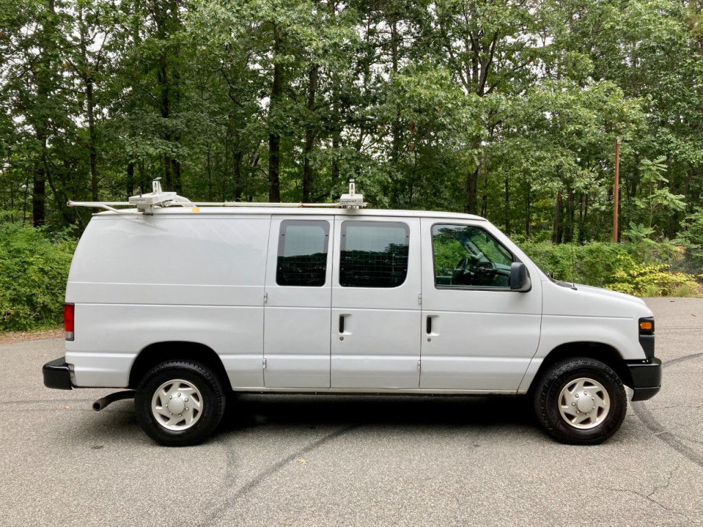 2014 Ford Econoline Image 14