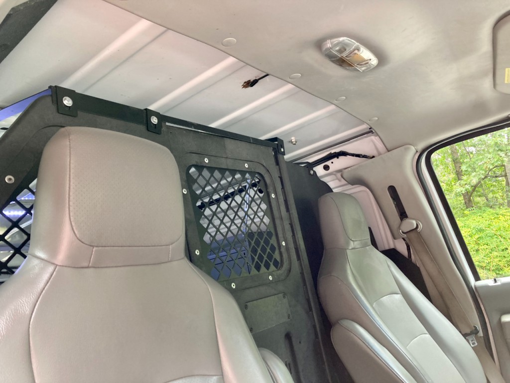 2014 Ford Econoline Image 40