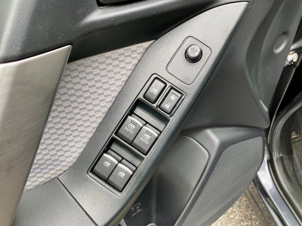 2017 Subaru Forester Image 9