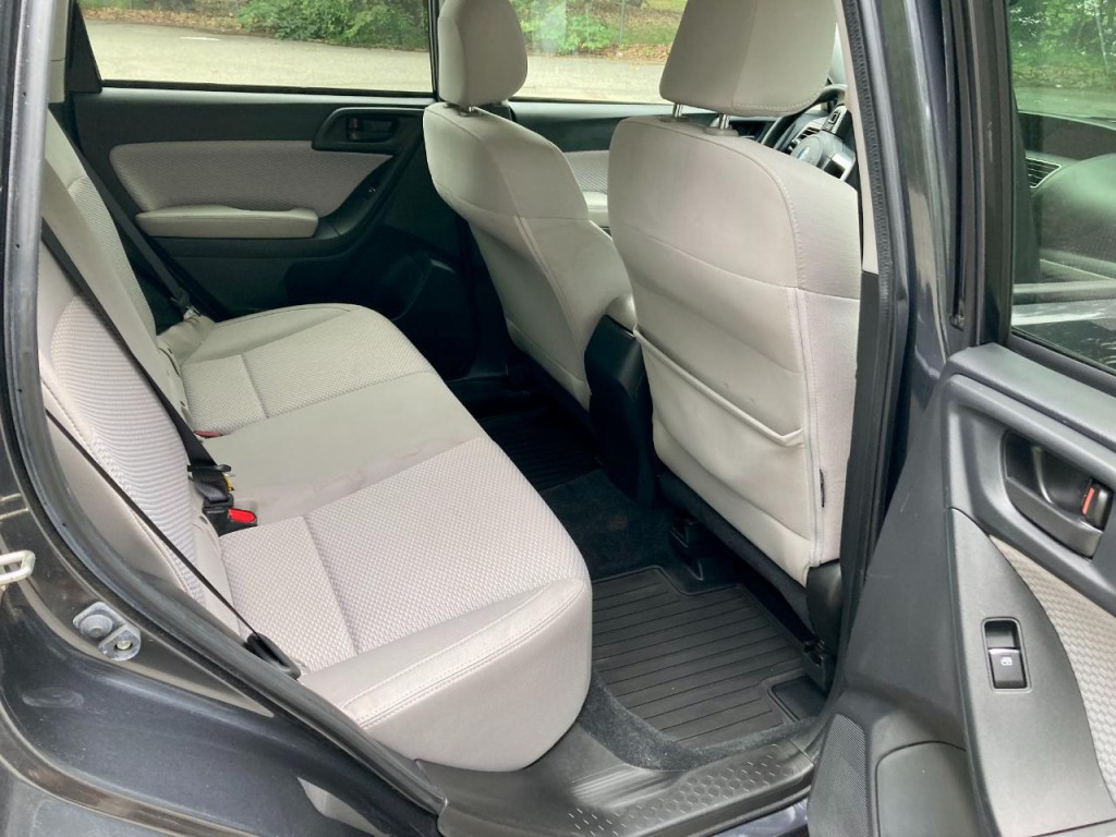 2017 Subaru Forester Image 26
